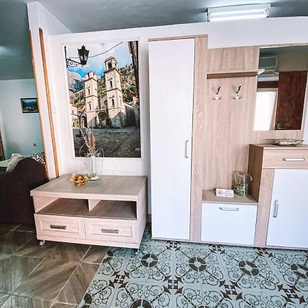 Apartment Near The Old Town Of Kotor Exterior photo